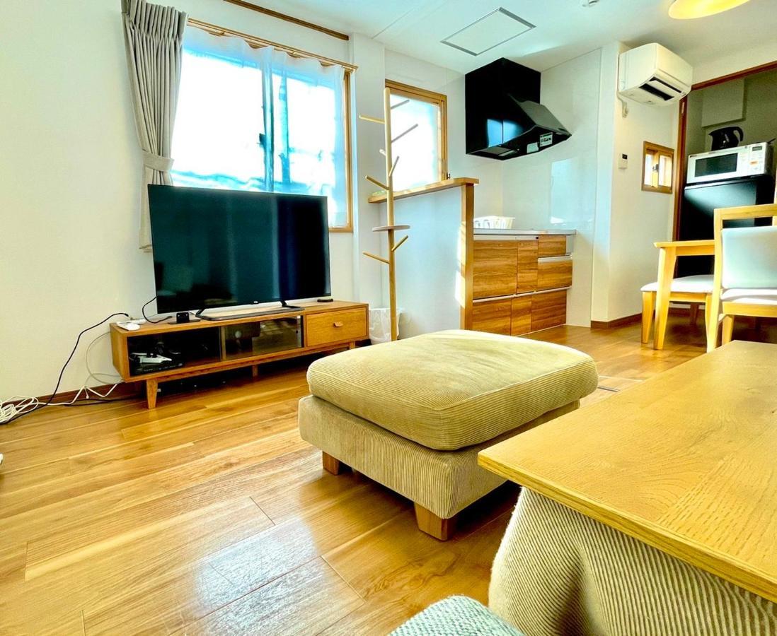 Ferienwohnung 上落合ハウス Kamiochiai House Präfektur Tokio Exterior foto